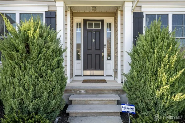 $1,299,999 | 3 Cairnes Lane, East Brunswick, NJ 08816