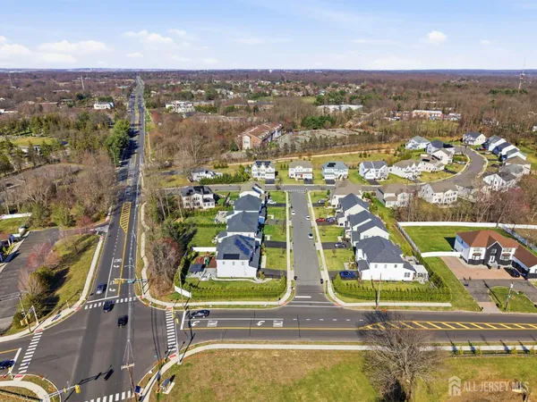 $1,299,999 | 3 Cairnes Lane, East Brunswick, NJ 08816