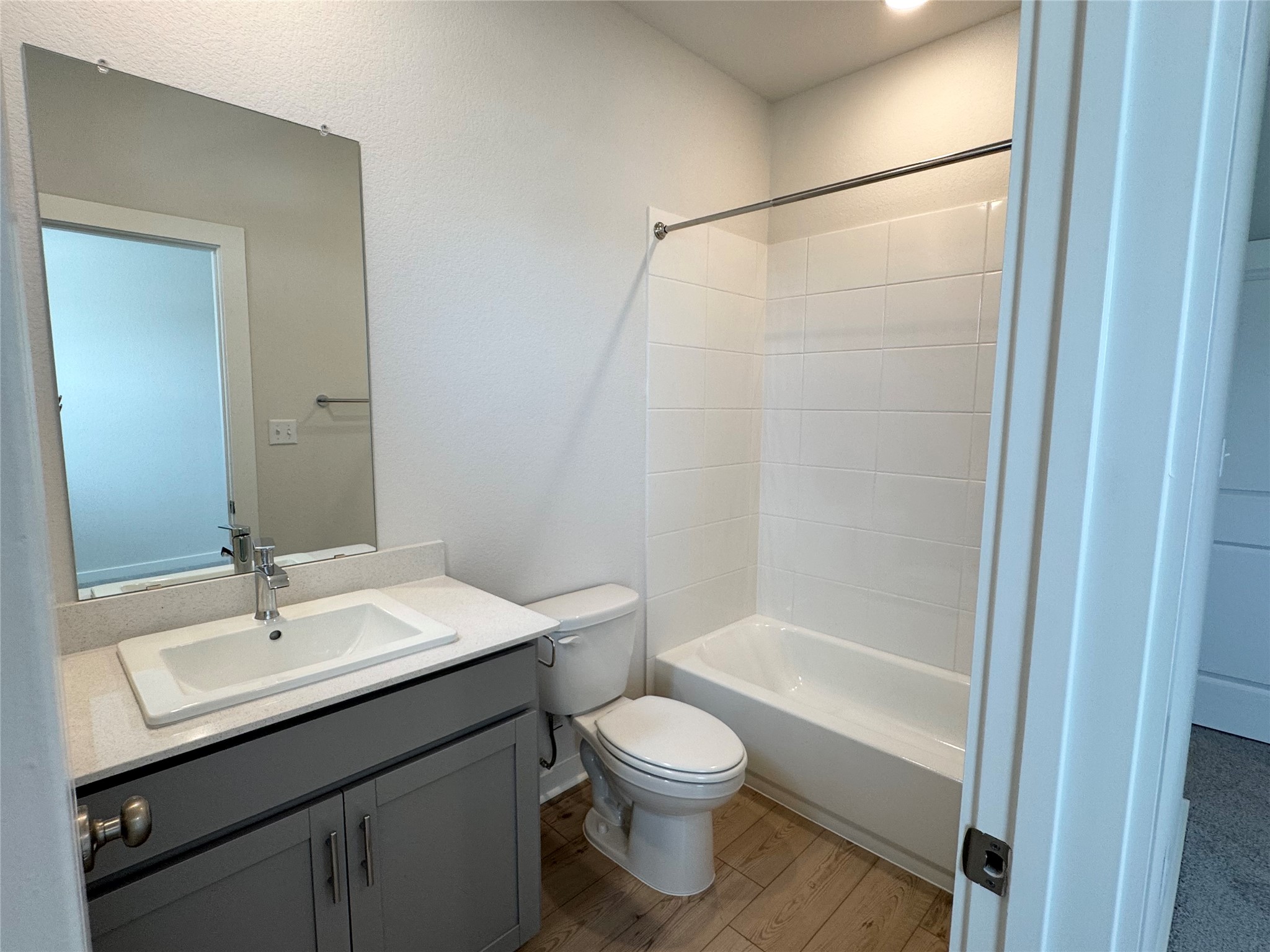 109 Corn Lane Hutto, TX 78634 - Photo 29 of 35 Private Bath Located in Bedroom 4