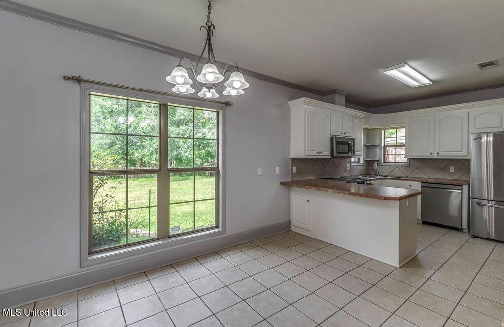 145 Bradfield Road Madison, MS 39110 - Photo 10 of 21 Breakfast Room Kitchen 145