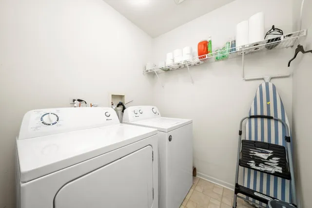 $299,900 | 1045 Fairway Drive, Fox Lake, IL 60020