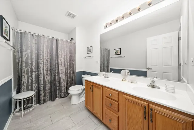 $299,900 | 1045 Fairway Drive, Fox Lake, IL 60020