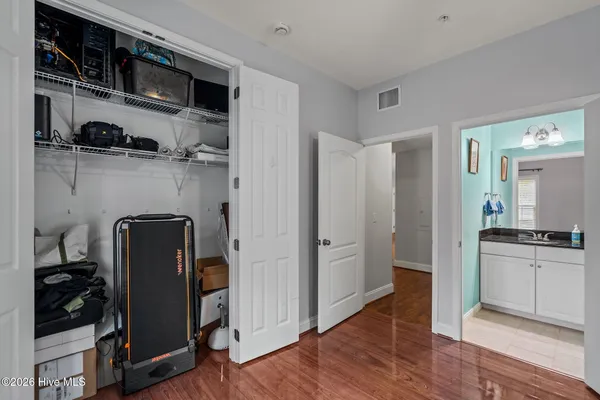 $1,600 | 119 Covil Avenue, Unit 101, Wilmington, NC 28403