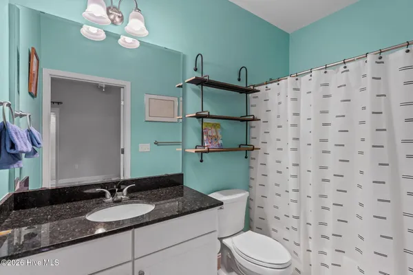 $1,600 | 119 Covil Avenue, Unit 101, Wilmington, NC 28403
