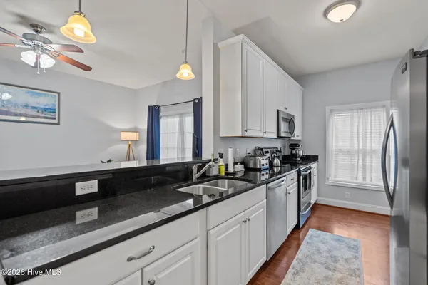 $1,600 | 119 Covil Avenue, Unit 101, Wilmington, NC 28403