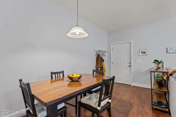 $1,600 | 119 Covil Avenue, Unit 101, Wilmington, NC 28403