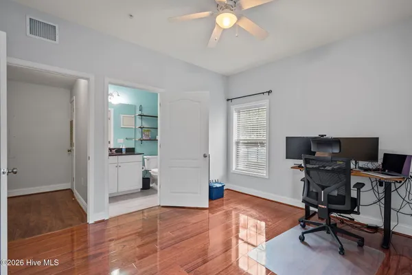 $1,600 | 119 Covil Avenue, Unit 101, Wilmington, NC 28403