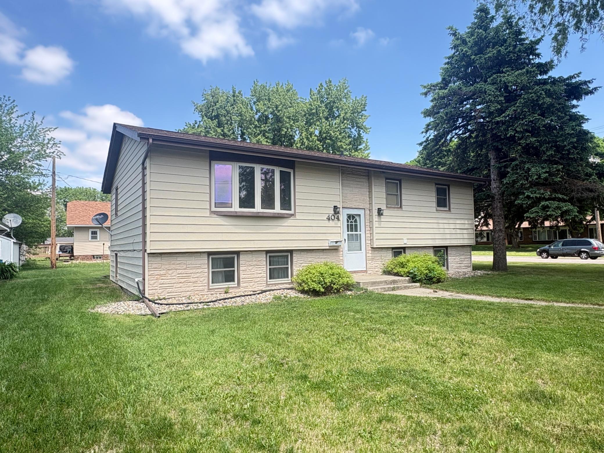 404 3rd Street Madison, MN 56256 - Photo 31 of 36