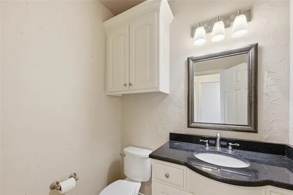 $1,100,000 | 303 Chestnut Cove Circle, Southlake, TX 76092