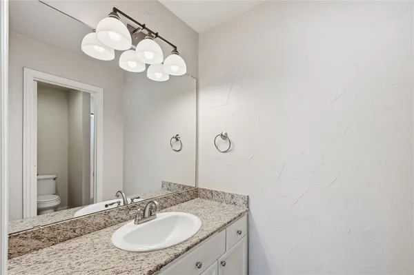 $1,100,000 | 303 Chestnut Cove Circle, Southlake, TX 76092