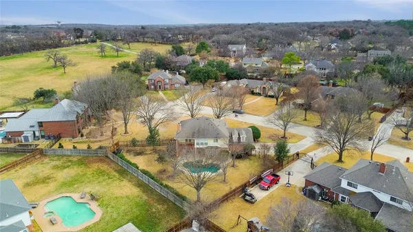 $1,100,000 | 303 Chestnut Cove Circle, Southlake, TX 76092