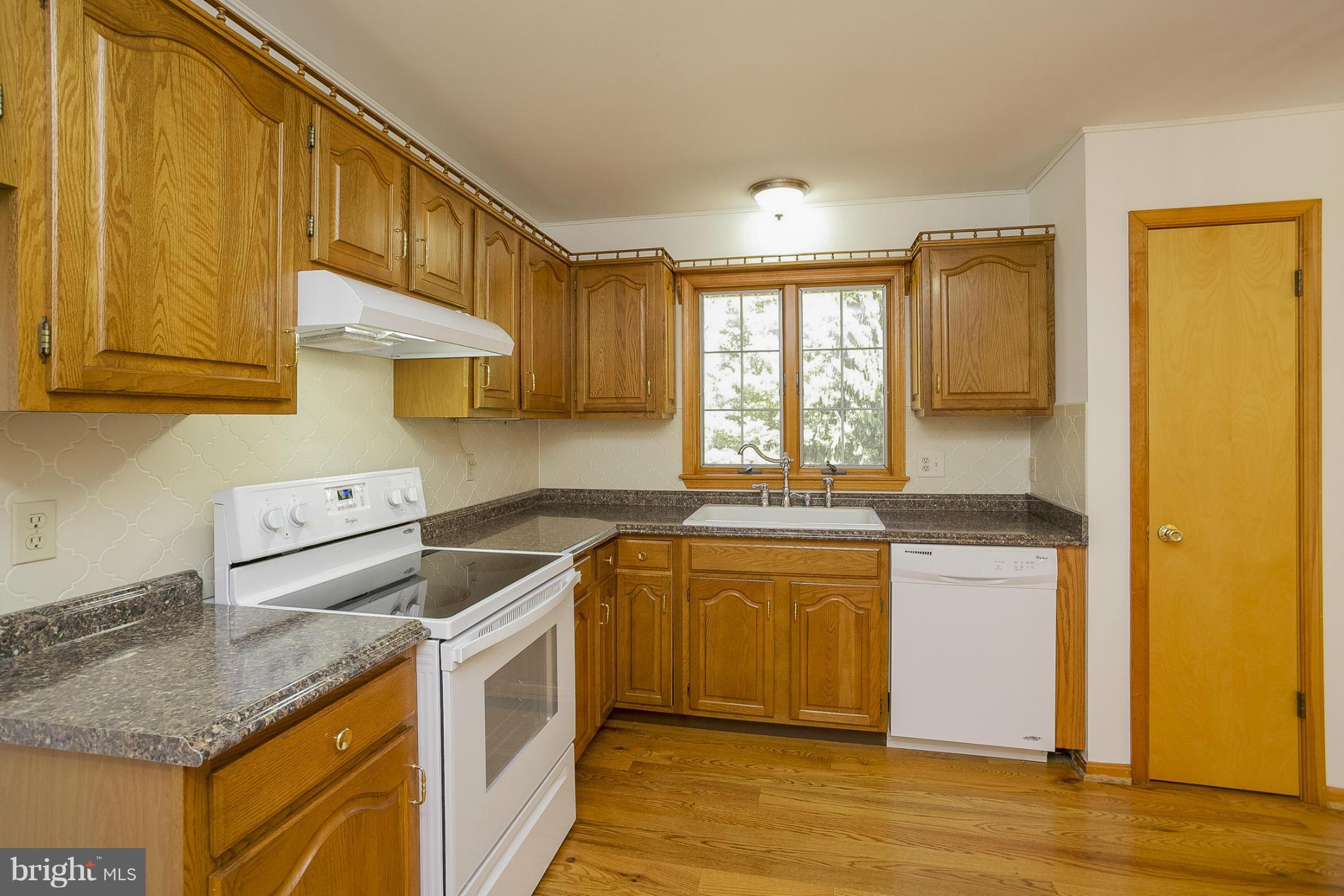 5235 Buttermilk Road Pylesville, MD 21132 - Photo 9 of 23 Kitchen