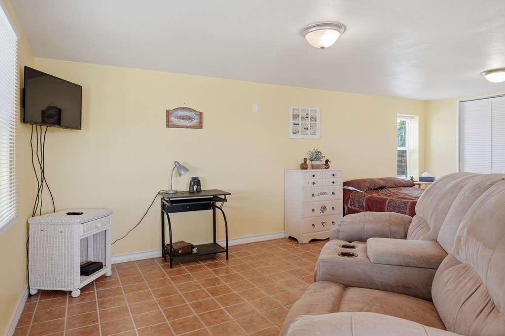 554 Copano Cove Road Rockport, TX 78382 - Photo 15 of 40