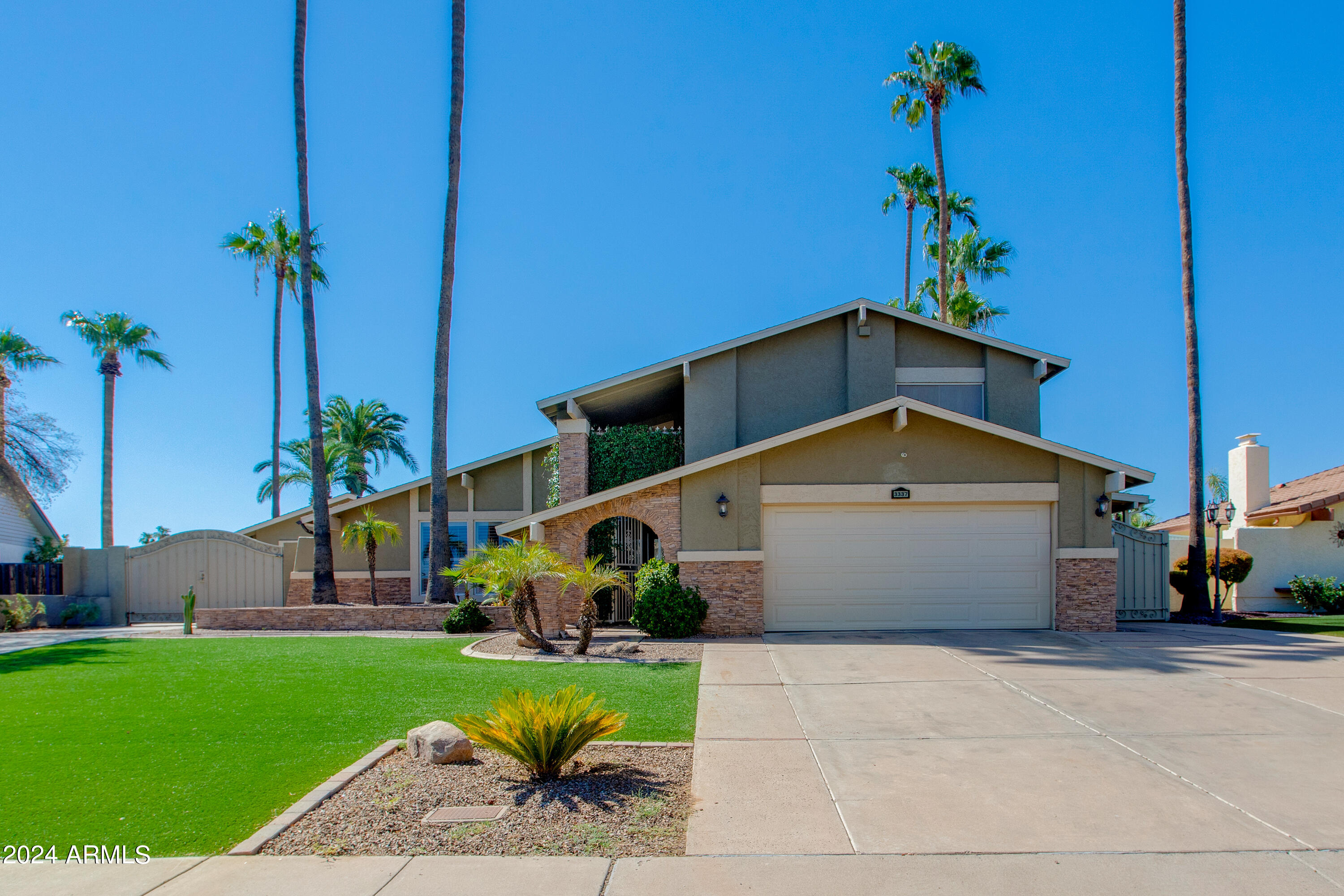 3337 West Grandview Road Phoenix, AZ 85053 - Photo 1 of 67 01-Grandview