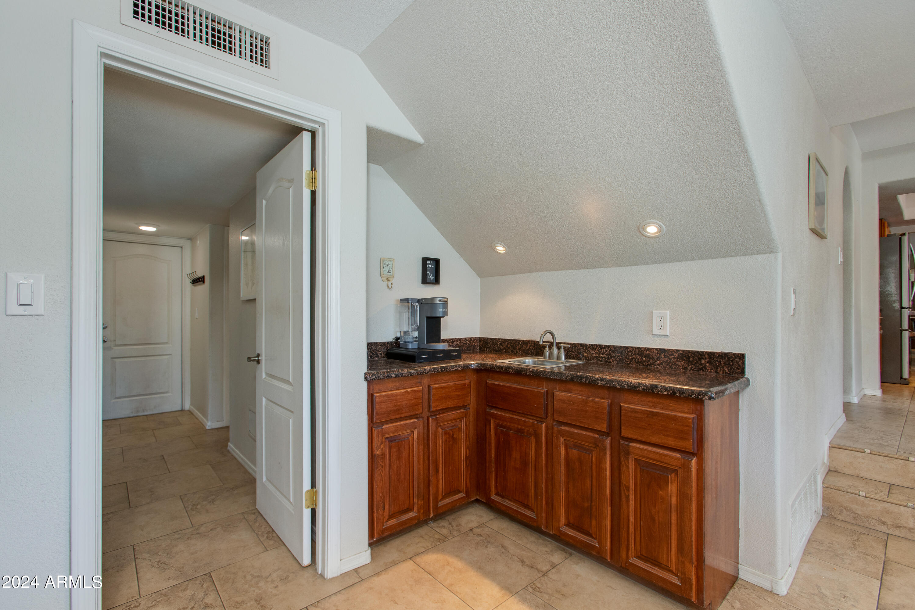 3337 West Grandview Road Phoenix, AZ 85053 - Photo 23 of 67 28-Grandview