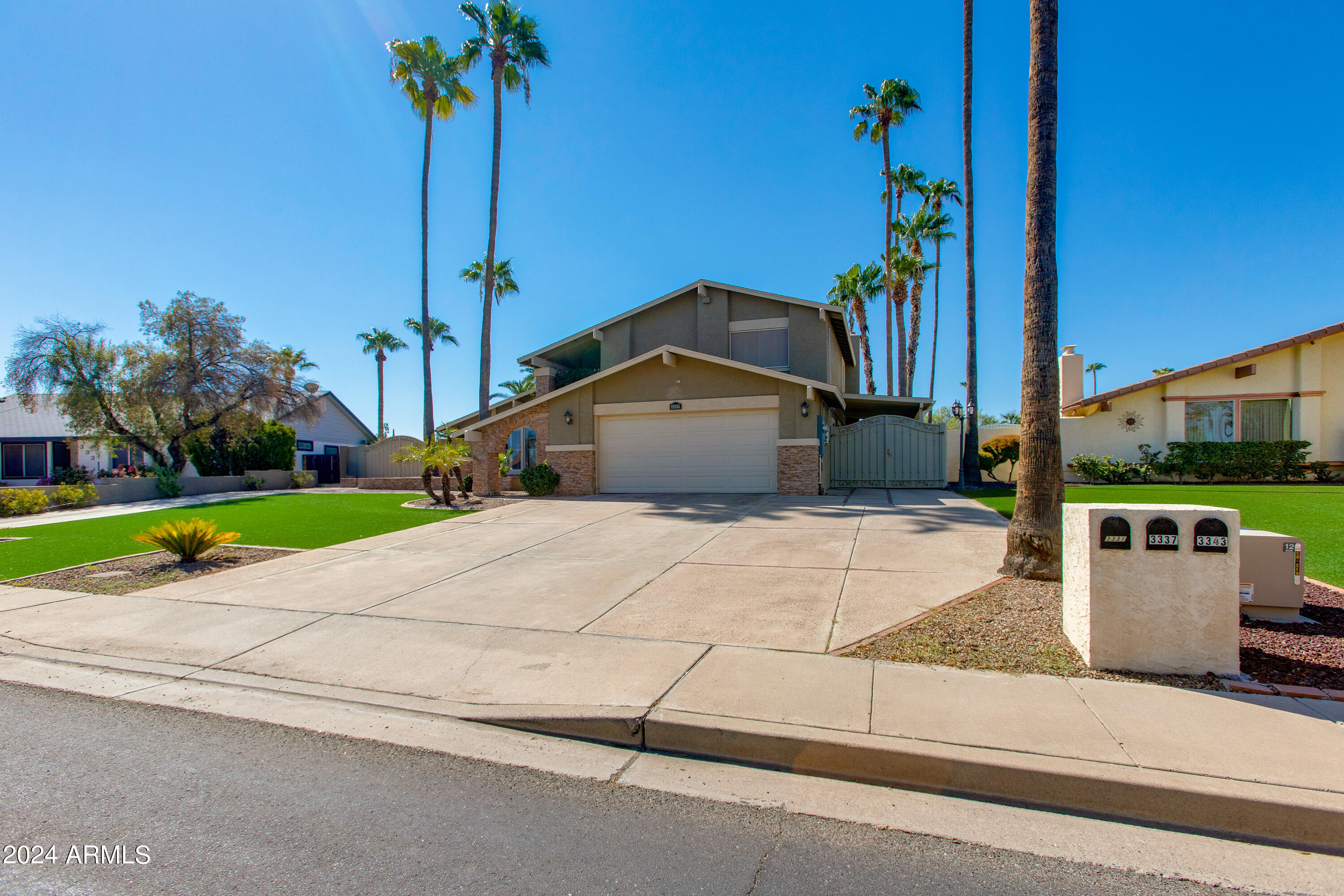 3337 West Grandview Road Phoenix, AZ 85053 - Photo 3 of 67 03-Grandview