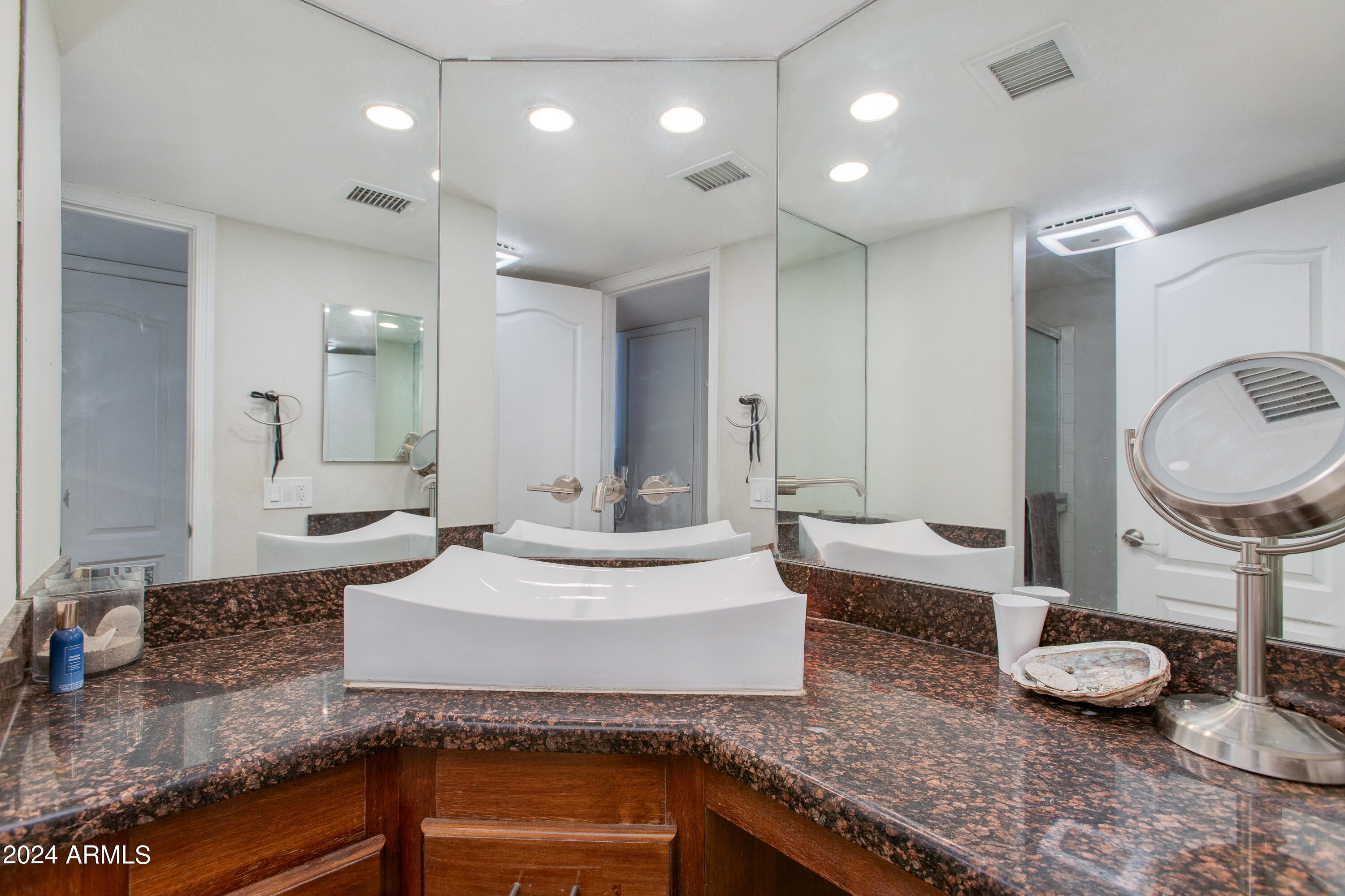 3337 West Grandview Road Phoenix, AZ 85053 - Photo 33 of 67 40-Grandview