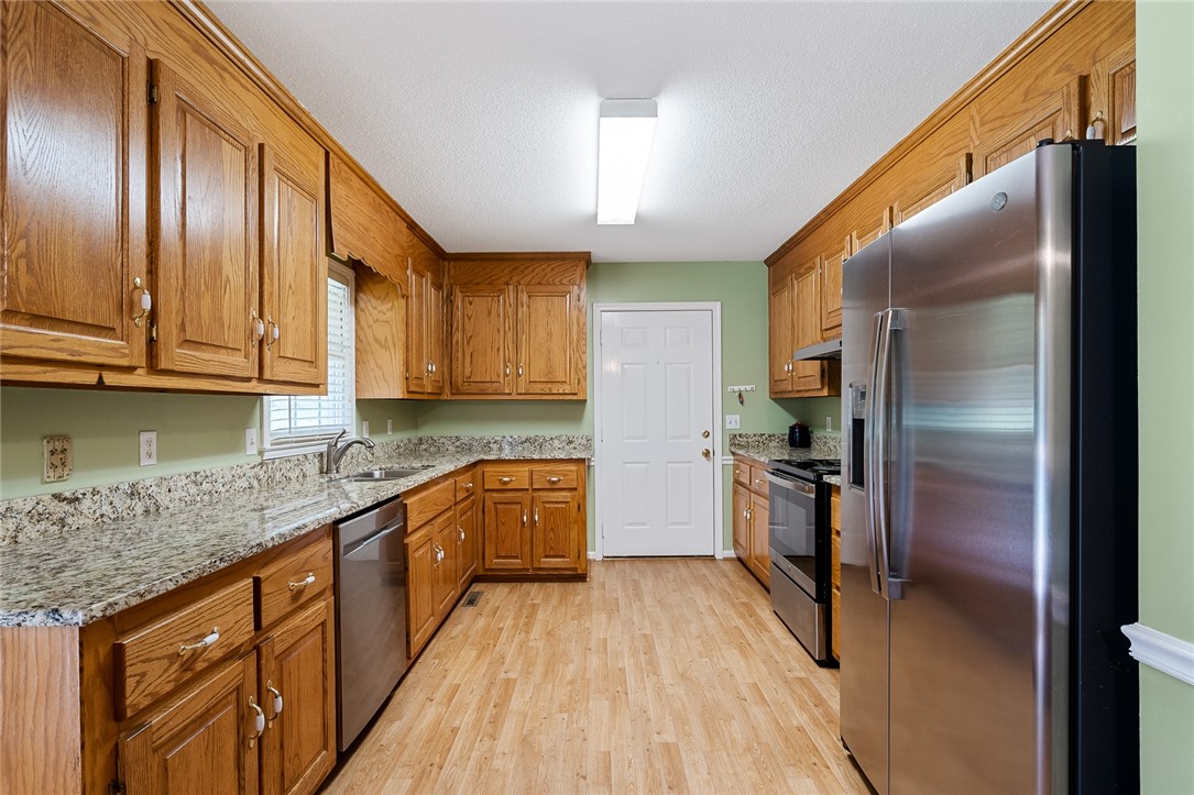 210 Wedgewood Drive Anderson, SC 29621 - Photo 12 of 25