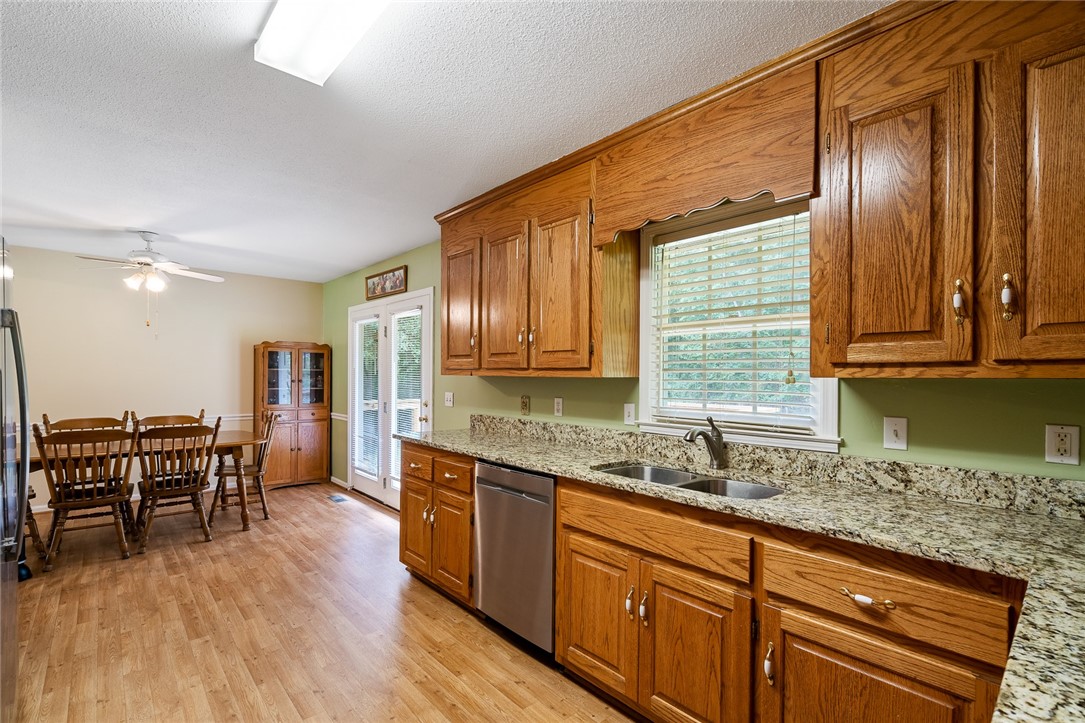 210 Wedgewood Drive Anderson, SC 29621 - Photo 14 of 25