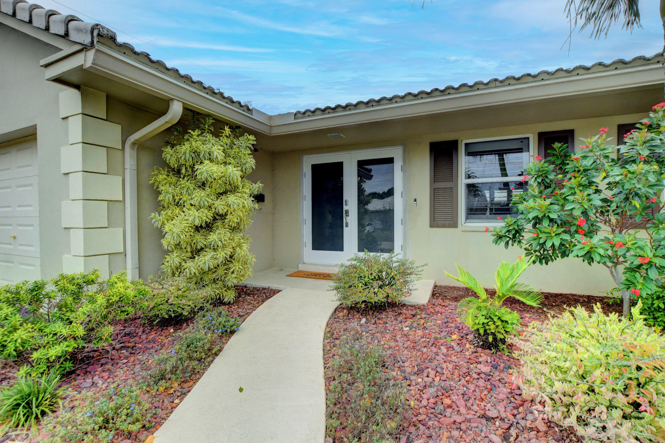 951 Holly Lane Boca Raton, FL 33486 - Photo 2 of 41 Front Door