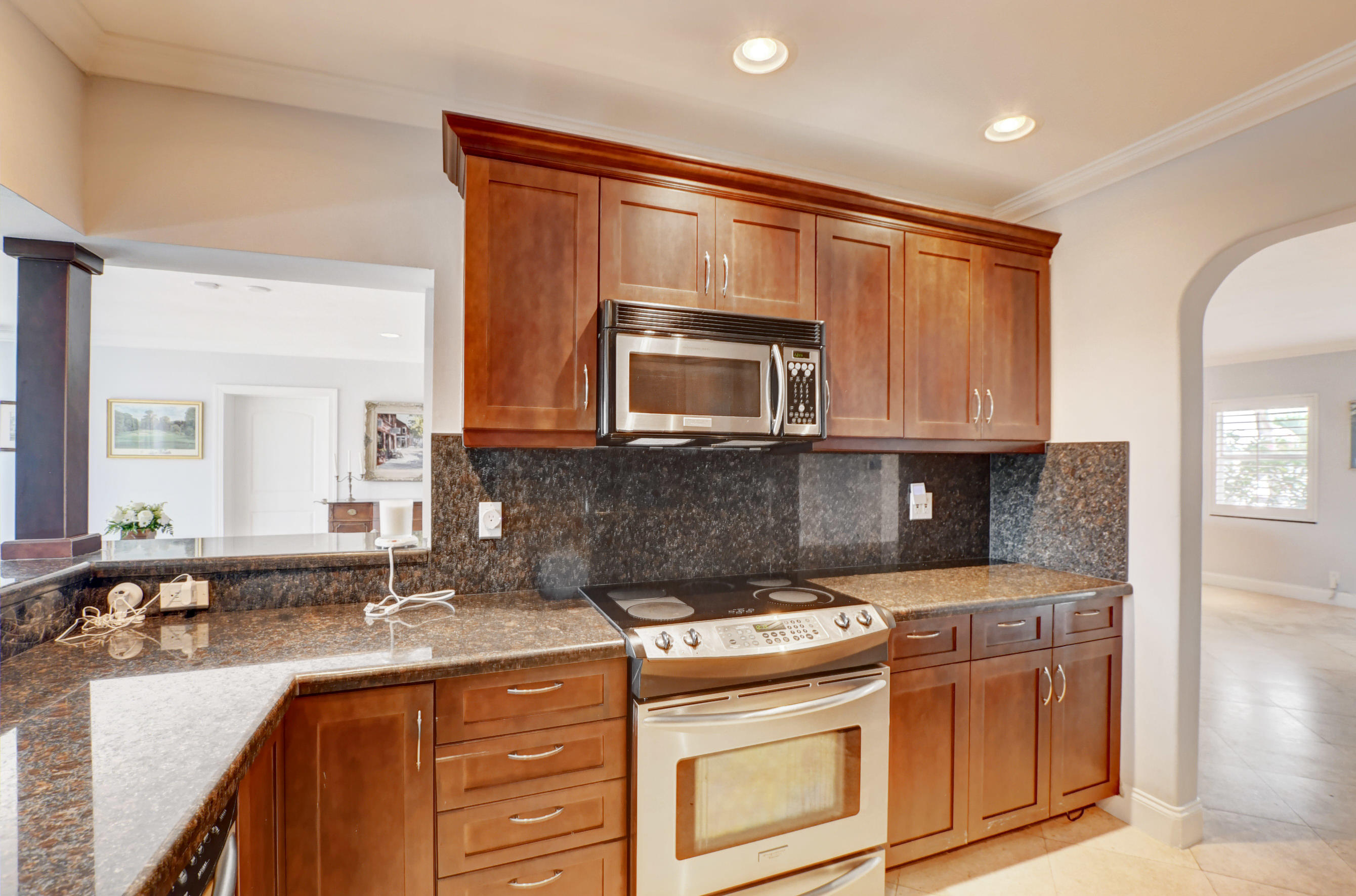 951 Holly Lane Boca Raton, FL 33486 - Photo 22 of 41 Kitchen