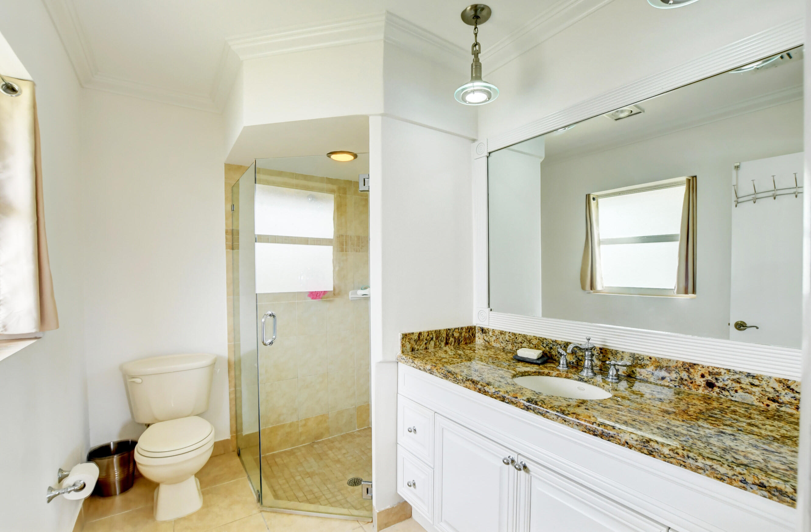 951 Holly Lane Boca Raton, FL 33486 - Photo 26 of 41 Main Bath