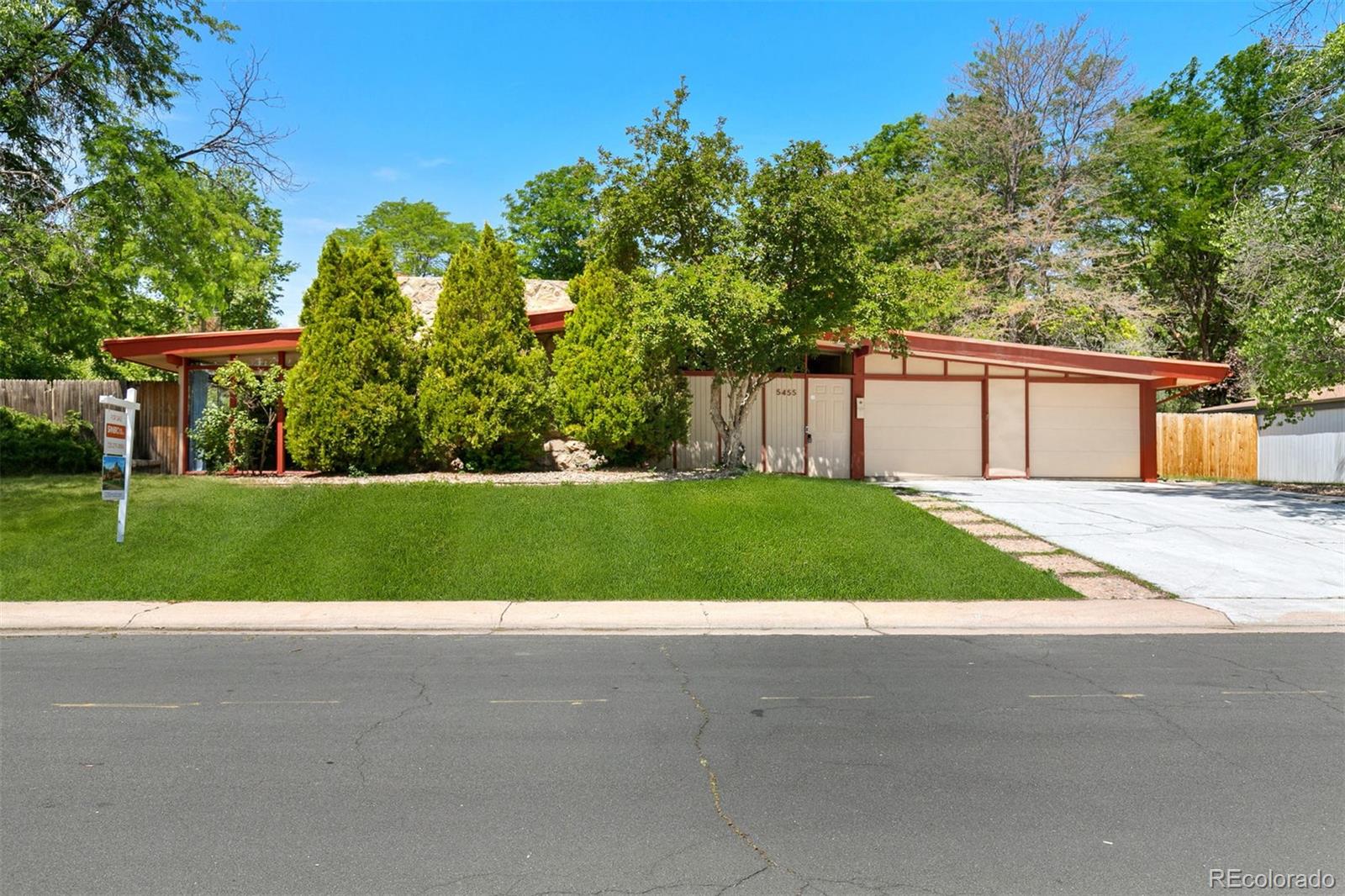 5455 South Mohawk Road Littleton, CO 80123 - Photo 1 of 36 Gallery Image 1