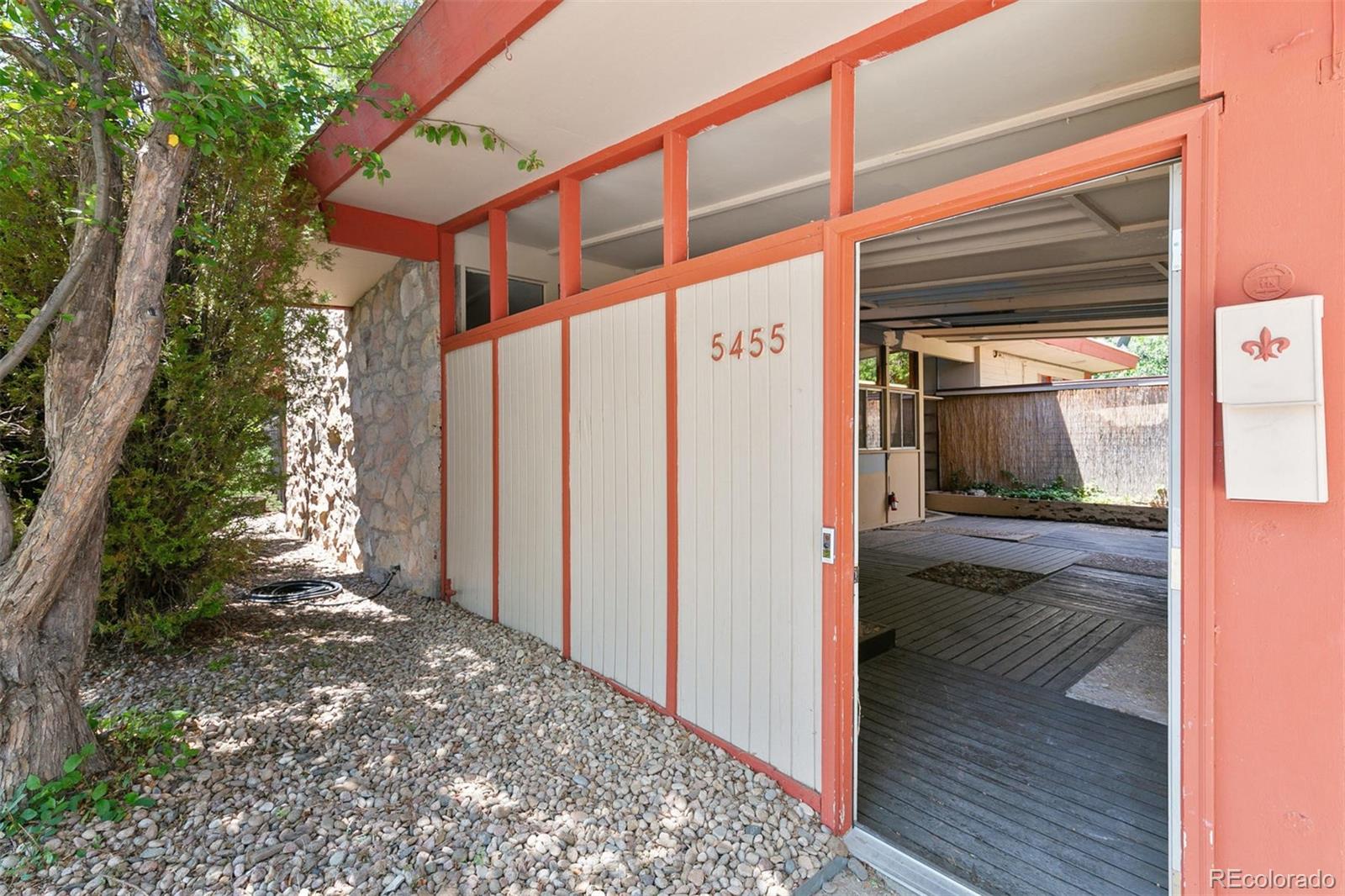 5455 South Mohawk Road Littleton, CO 80123 - Photo 5 of 36 Gallery Image 5