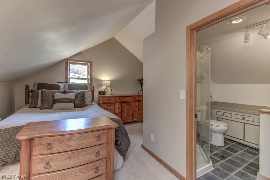 10398 Rochester Road East Rochester, OH 44625 - Photo 22 of 34 Main Bedroom with cathedral ceilings and full bath