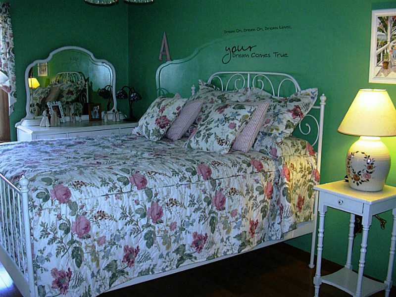 100 Log Road North Smithfield, RI 02830 - Photo 17 of 24 Bedroom.