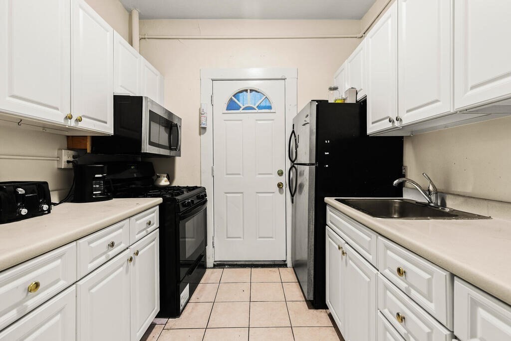 56 Charlesgate East, Unit 135 Boston, MA 02215 - Photo 2 of 8