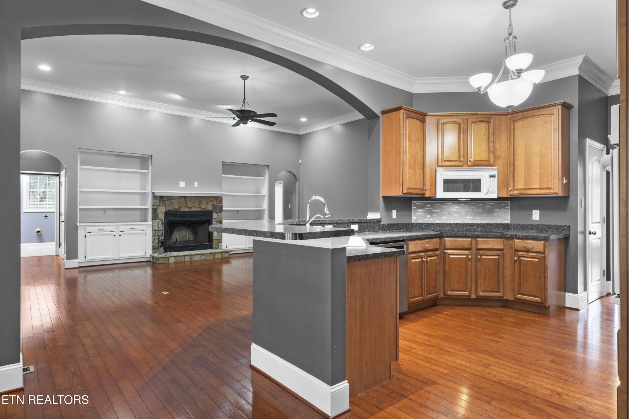 833 Bullrun Valley Drive Heiskell, TN 37754 - Photo 14 of 52 Gallery Image 14