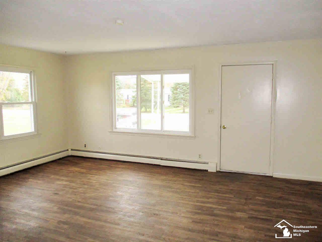 12926 Ostrander Road Maybee, MI 48159 - Photo 7 of 24 20452140-6.JPG