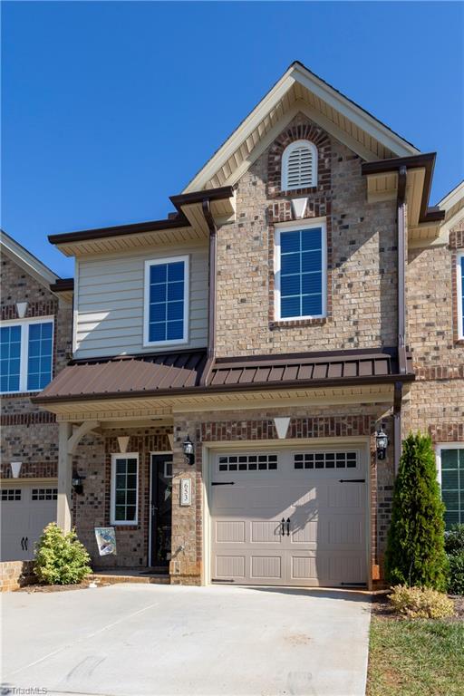 653 Nikyle Circle High Point, NC 27265 - Photo 3 of 23 Gallery Image 3