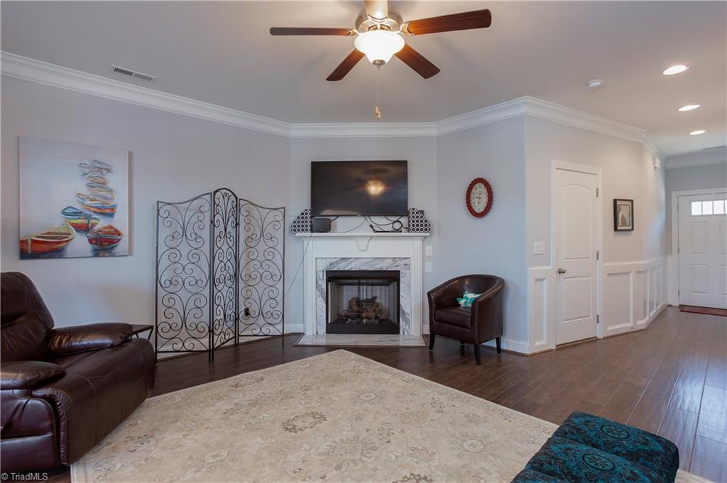 653 Nikyle Circle High Point, NC 27265 - Photo 4 of 23 Gallery Image 4