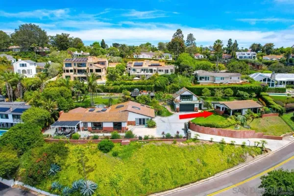 $4,950 | 6435 El Camino Del Teatro, La Jolla, CA 92037