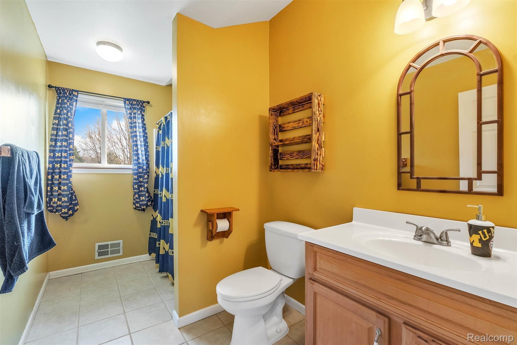 10893 Converse Road Fowlerville, MI 48836 - Photo 30 of 38 29-10893 Converse Rd-WindowStill-Real-Estate-Photography-29.jpg