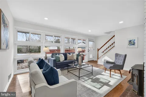 $520,000 | 1702 Veirs Mill Road, Rockville, MD 20851