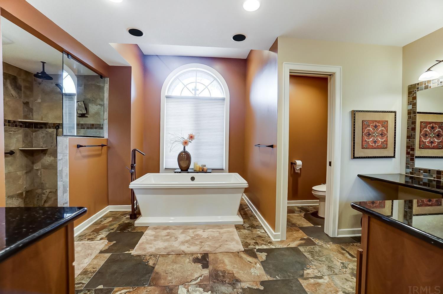 1434 Sevan Lake Court Fort Wayne, IN 46825 - Photo 17 of 36