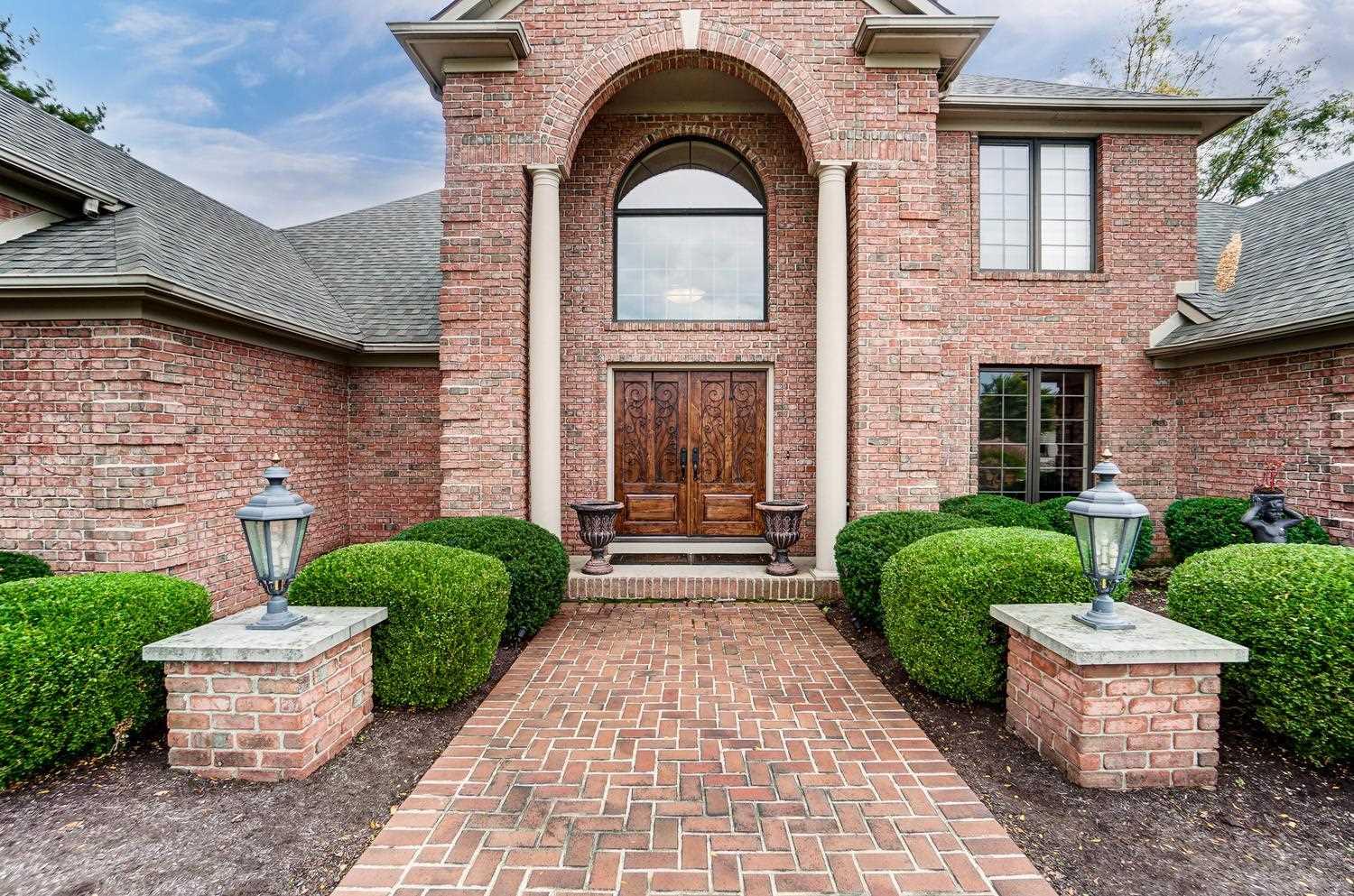 1434 Sevan Lake Court Fort Wayne, IN 46825 - Photo 3 of 36