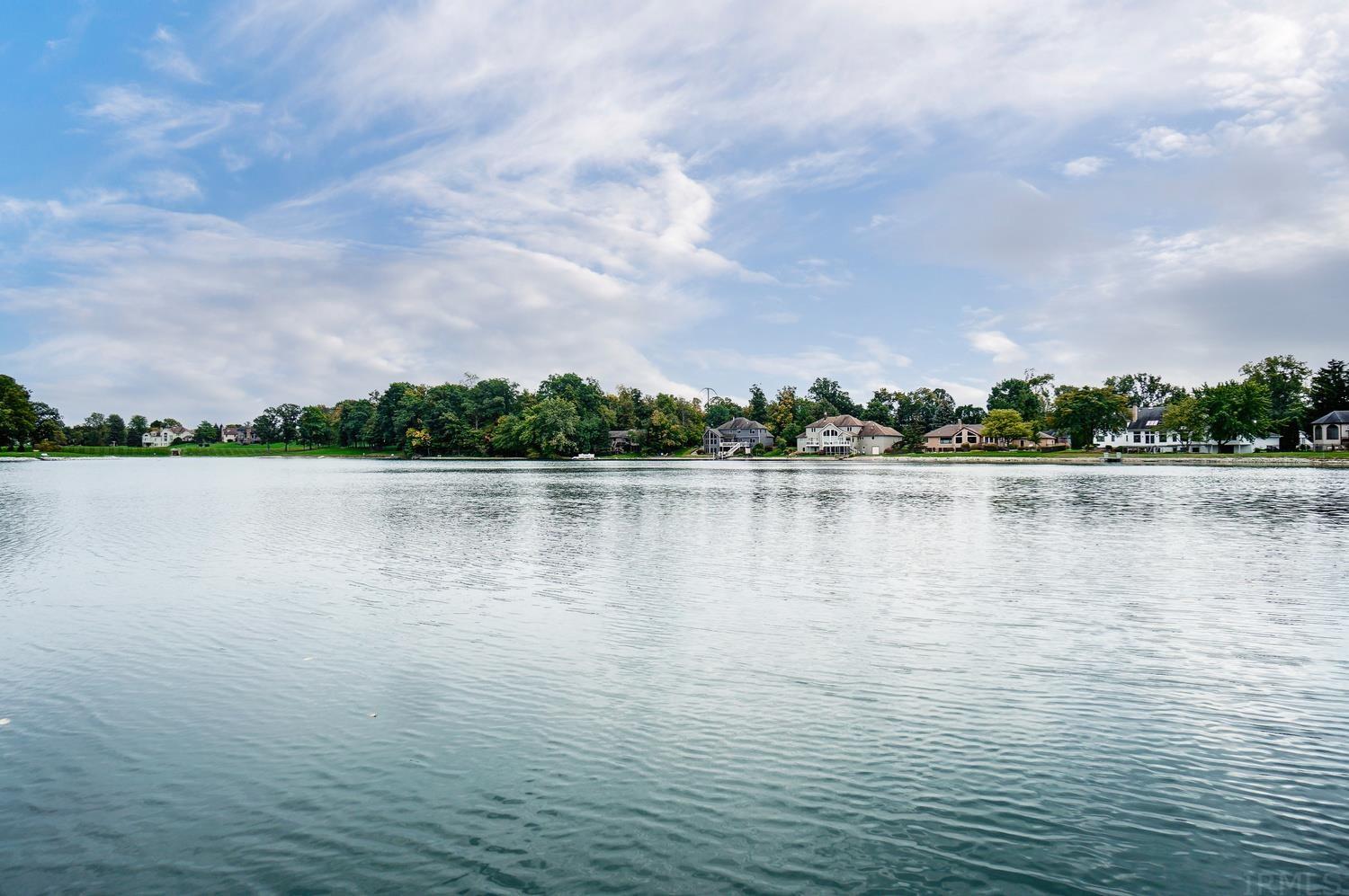 1434 Sevan Lake Court Fort Wayne, IN 46825 - Photo 5 of 36