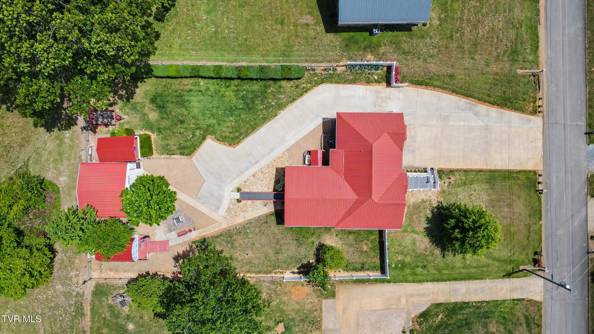 109 Pine Ridge Drive Afton, TN 37616 - Photo 43 of 51 51_dji_0872