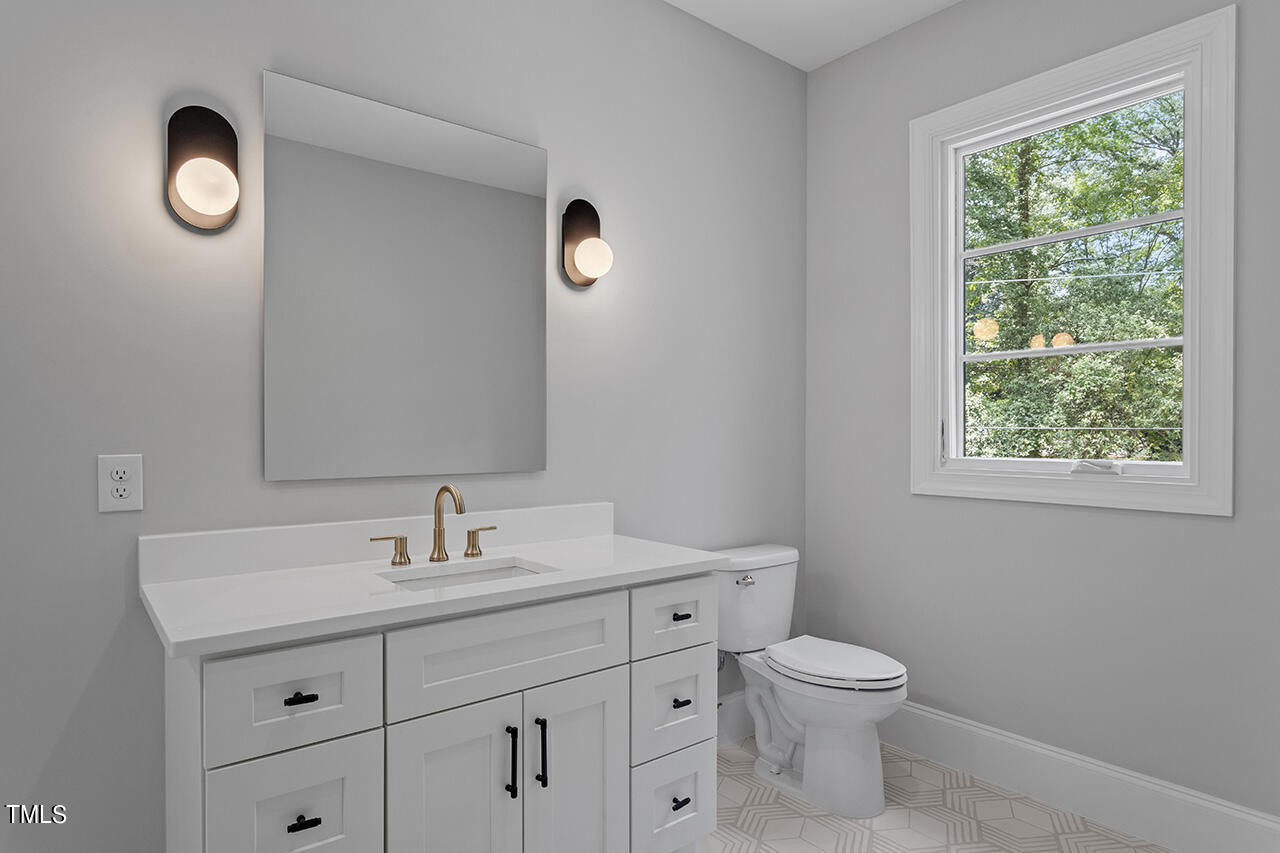 1404 Eden Lane Raleigh, NC 27608 - Photo 51 of 61 1404 Eden Lane_39