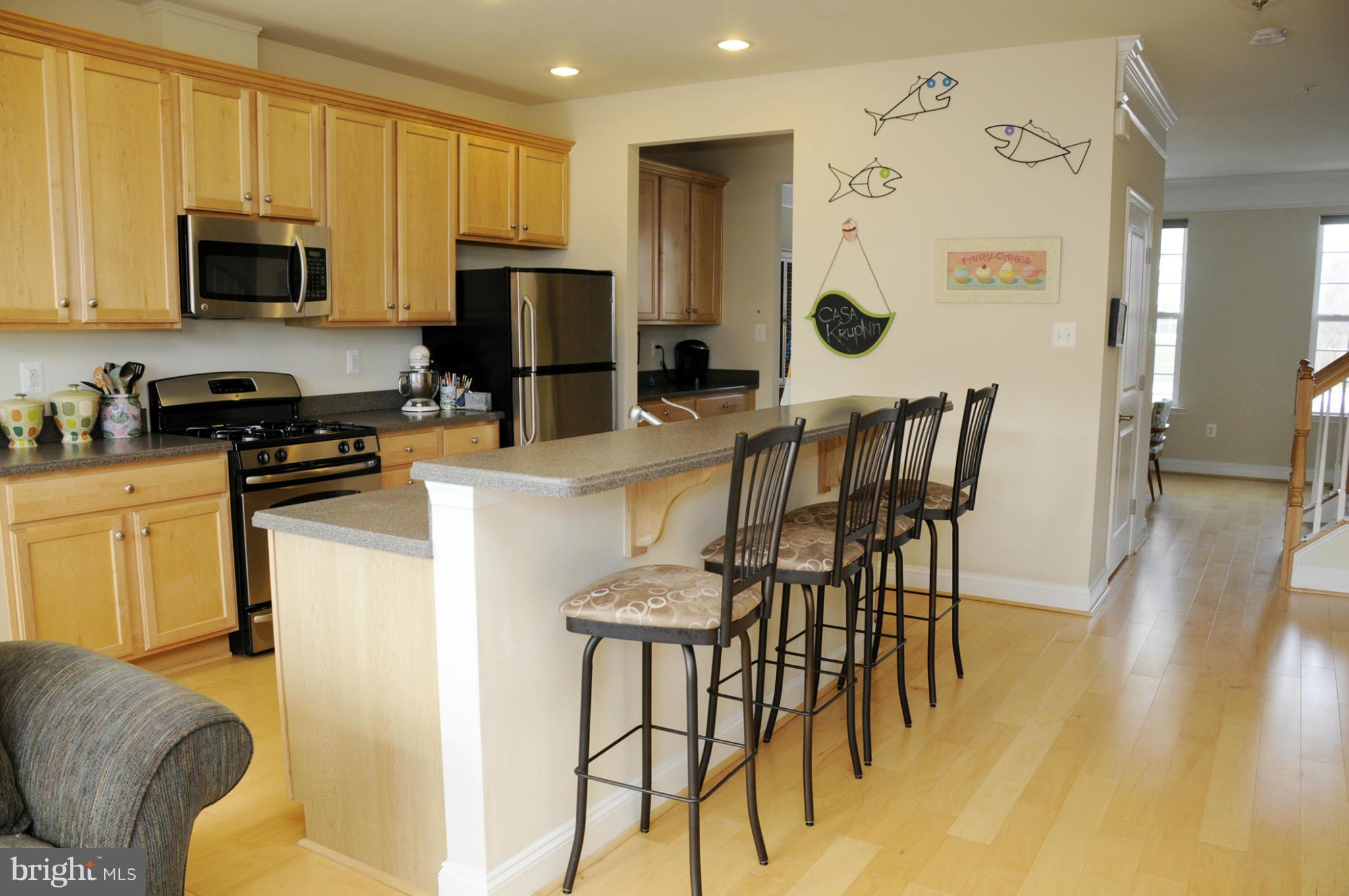 5800 Richards Valley Road Ellicott City, MD 21043 - Photo 7 of 28 Breakfast Bar