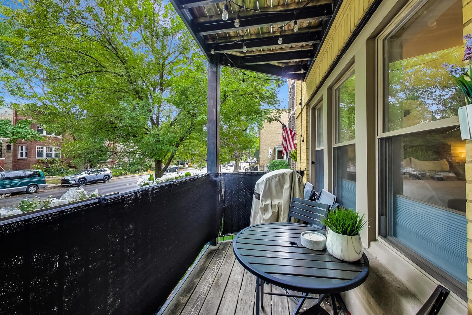 2142 West Addison Street, Unit 1A Chicago, IL 60618 - Photo 18 of 23