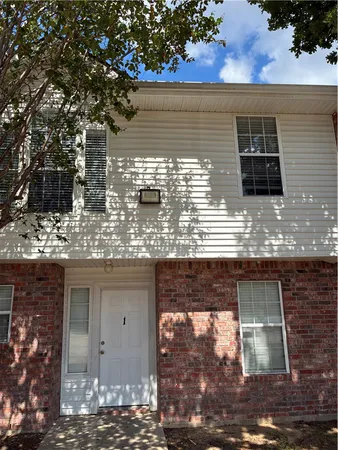 $1,200 | 1405 Summit Street, Unit 1, College Station, TX 77845