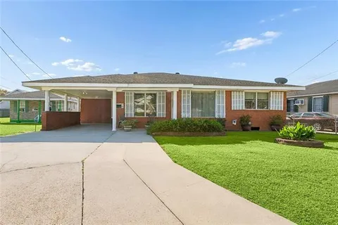 $225,000 | 735 Ave F, Westwego, LA 70094