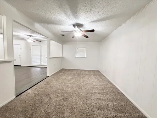 $1,850 | 523 Wisteria Street, Lake Jackson, TX 77566