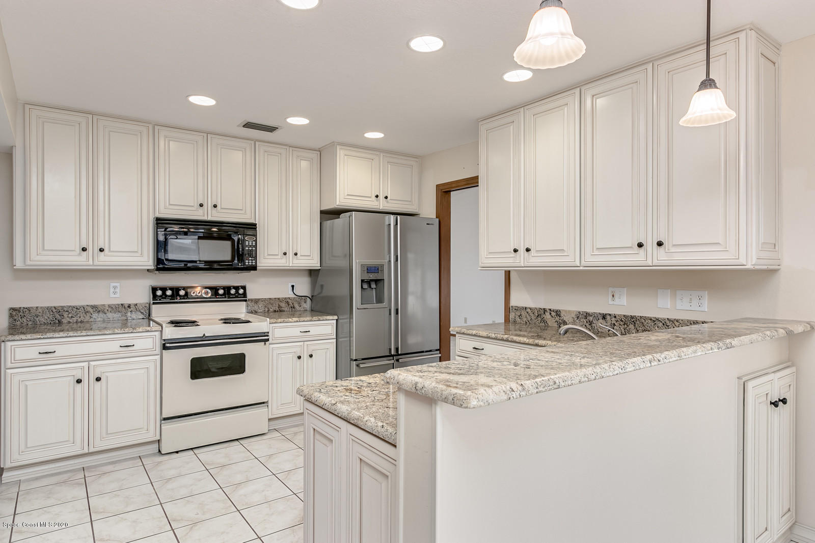 435 Coach Road Satellite Beach, FL 32937 - Photo 4 of 23 Updated Kitchen