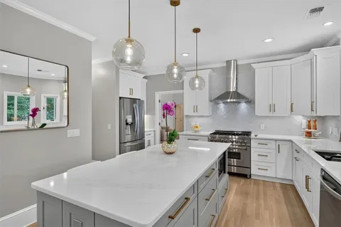 $939,000 | 125 Lazy Laurel Chase, Roswell, GA 30076